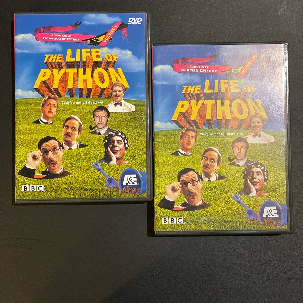 Monty Python DVD set - Picture 10 of 11